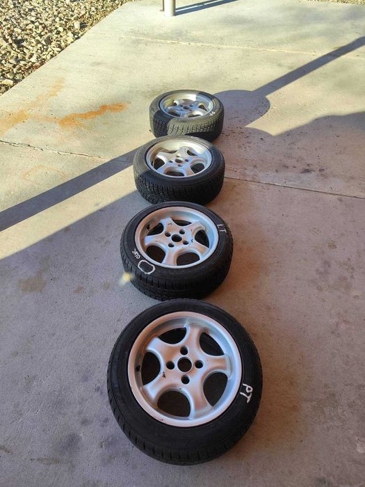 Титани з резиною