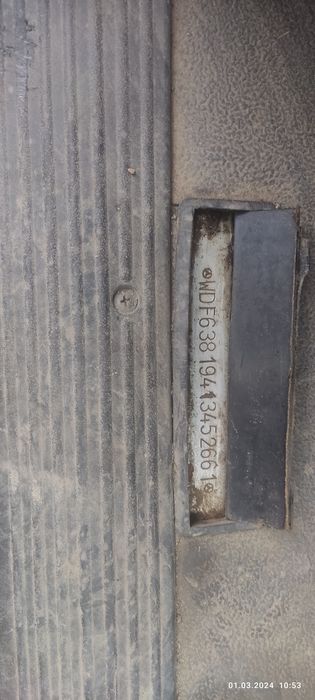 Продаю мерседес віто оригінальний пасажир 2002 року