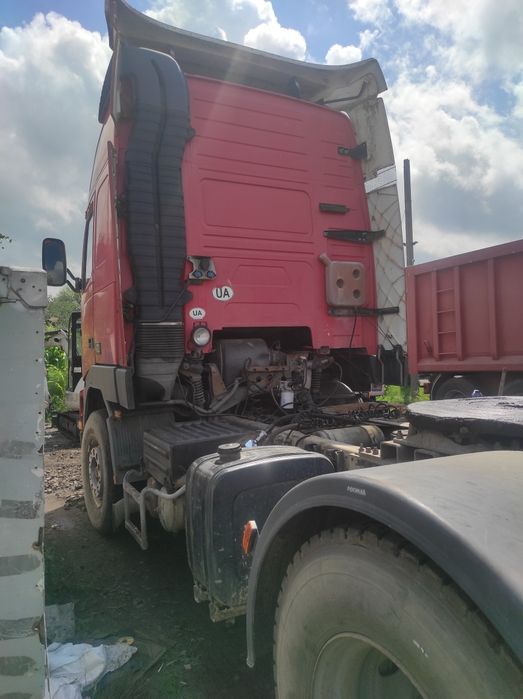 Продам Вольво ( Volvo)  FH12 по запчастинах
