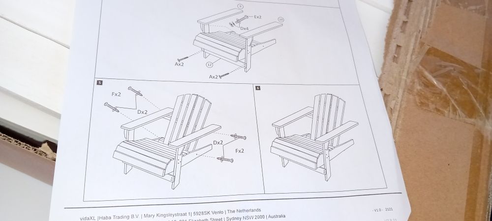 Cadeira com mesa de jardim exterior