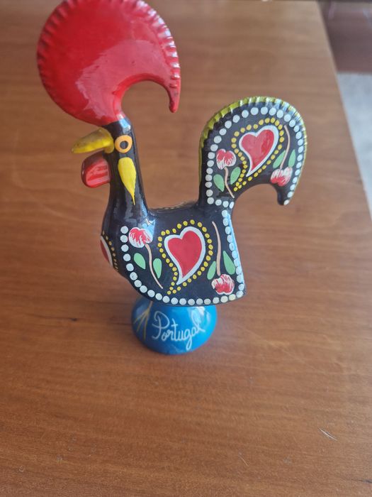 Galo de Barcelos em metal