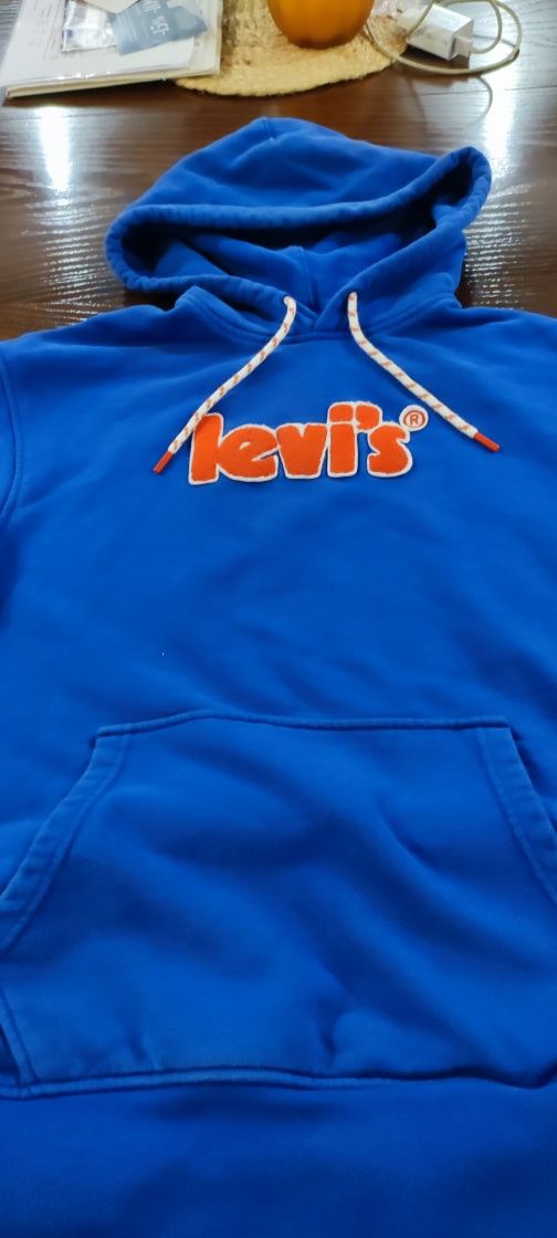 Orginalna bluza Levi's z futrzastym napisem unisex