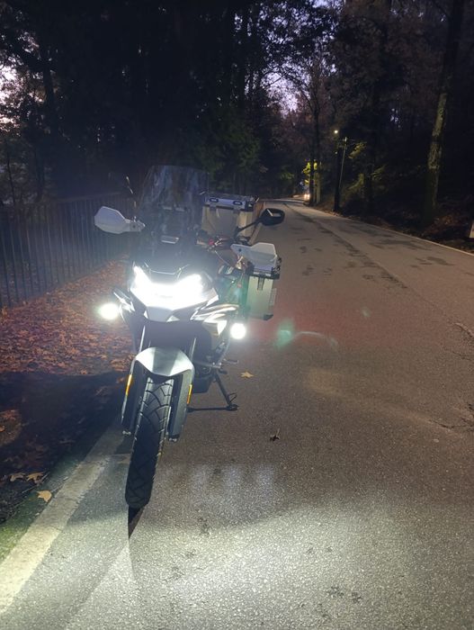 (NOVO) Malas Laterais + Top Case Alumínio/Pretas CF Moto 700ADV