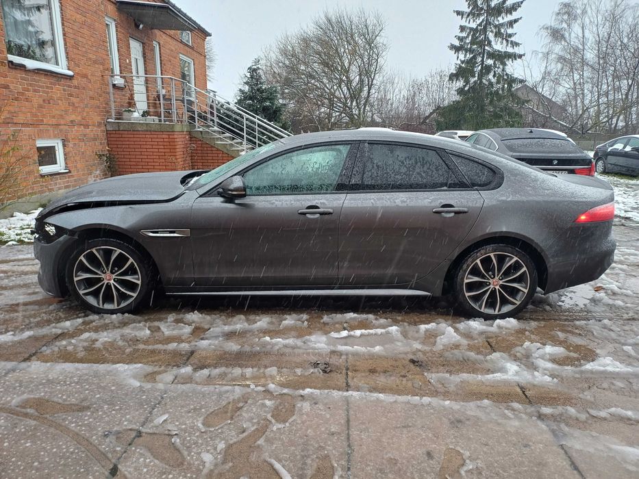 Jaguar XF 2.0 diesel 2018r.