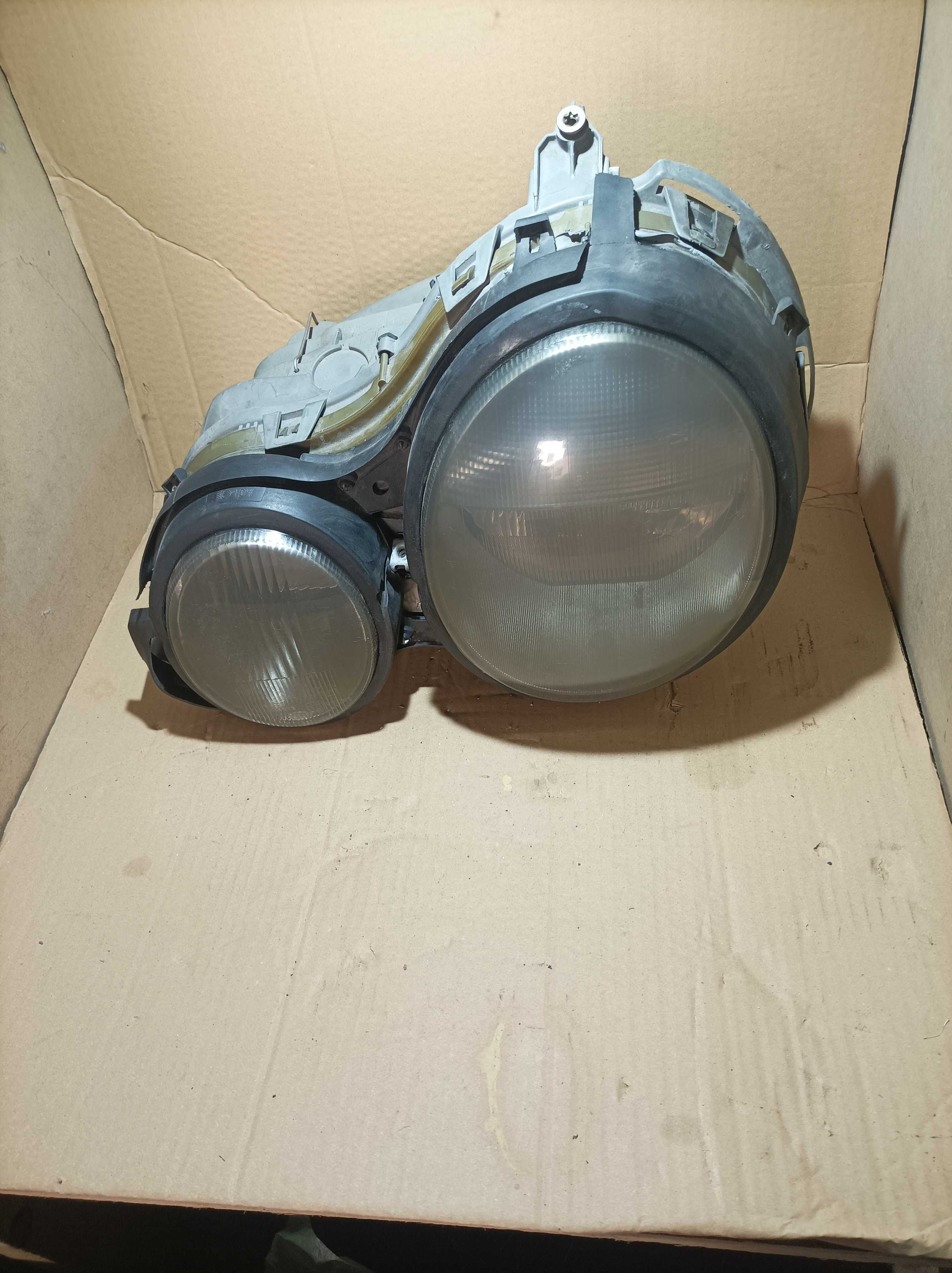 Conjunto completo de Faróis Xenon Mercedes W 210 Fase 1 Classe E