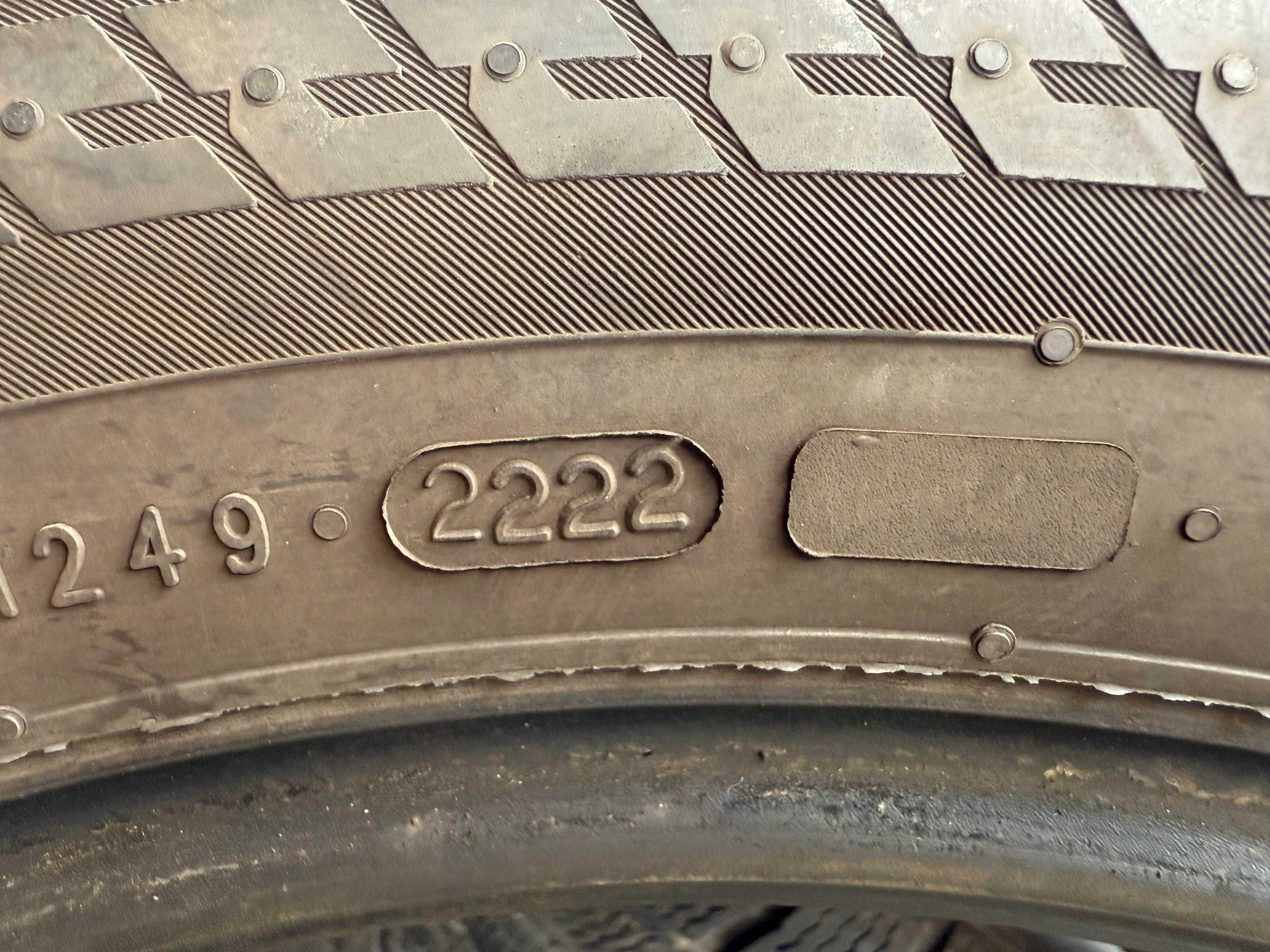 Opony Zimowe Nokian WR Snowproof P 235/55R17 103 V XL, głęboki bieżnik