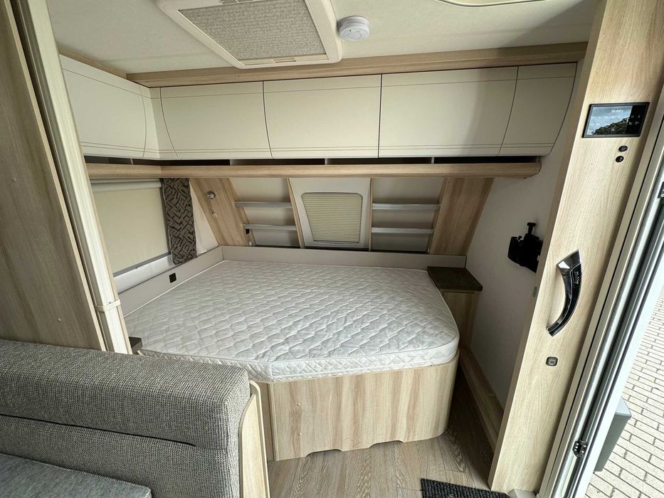 Wynajem Przyczepy Campingowej Hobby De Luxe 545KMF 2000kg 6os.