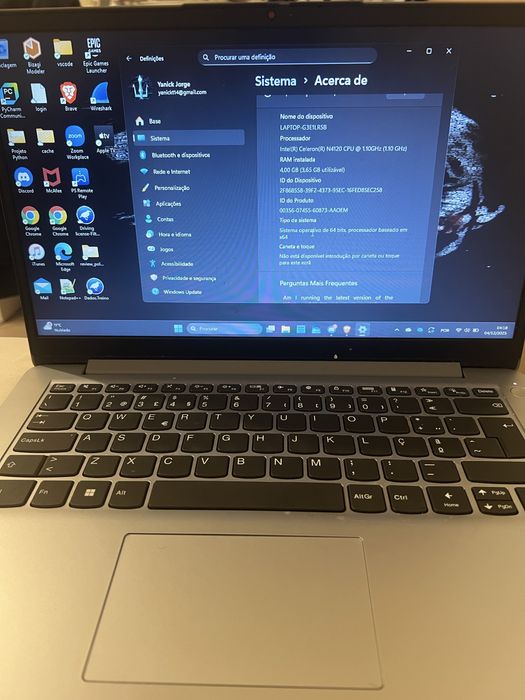 Lenovo Ideapad silver