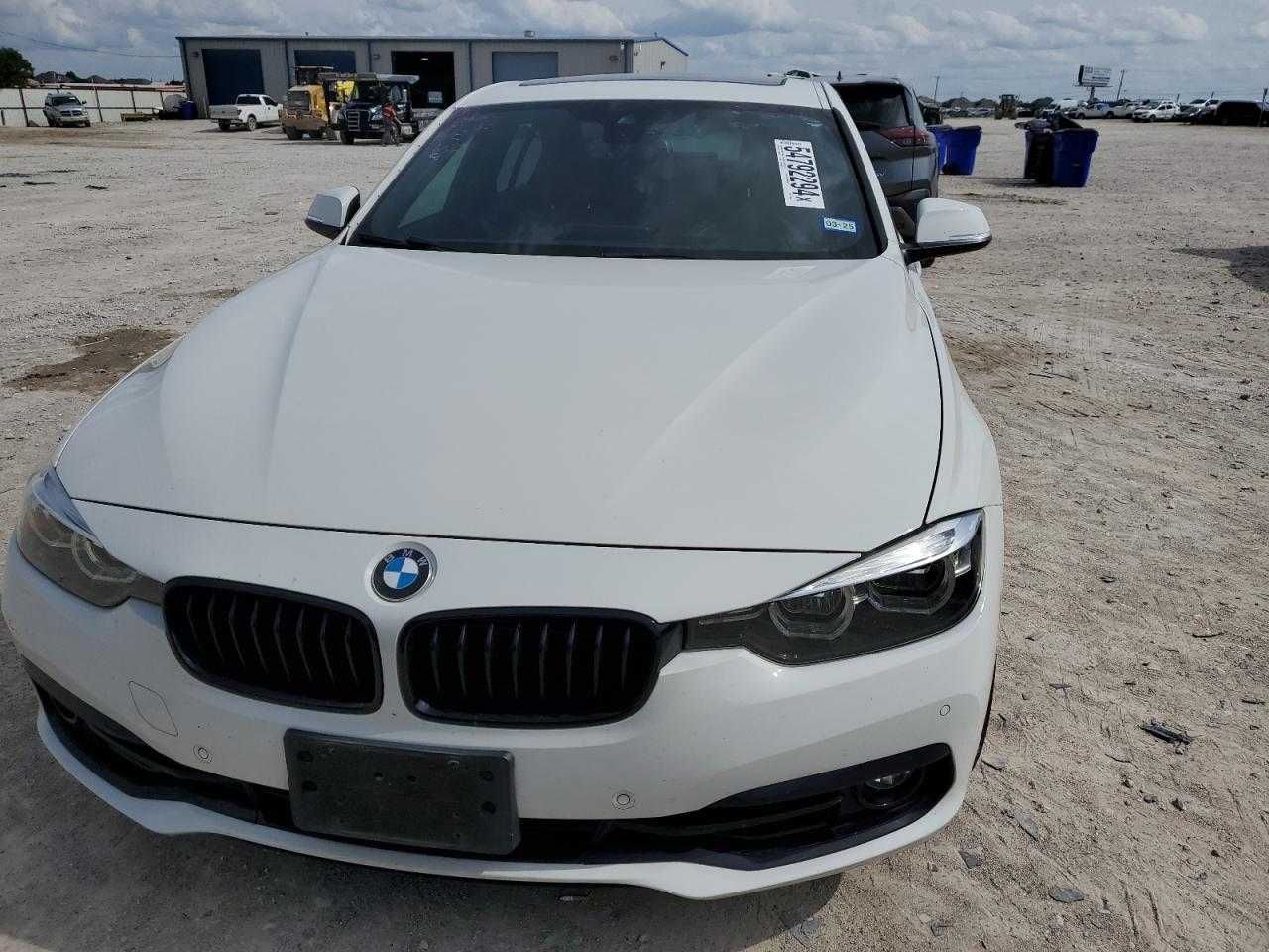 Bmw   330E  2018