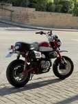 Honda monkey 125