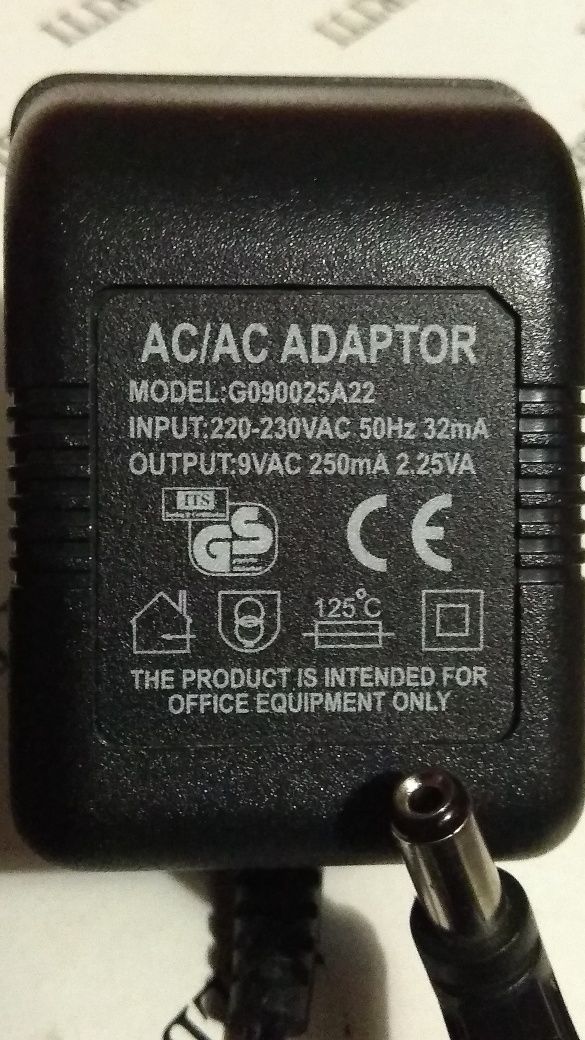 Блок питания 9V АС/AC ADAPTOR