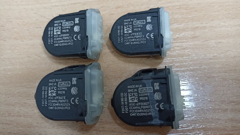 Продам датчики тиску шин ford 433 MHz.