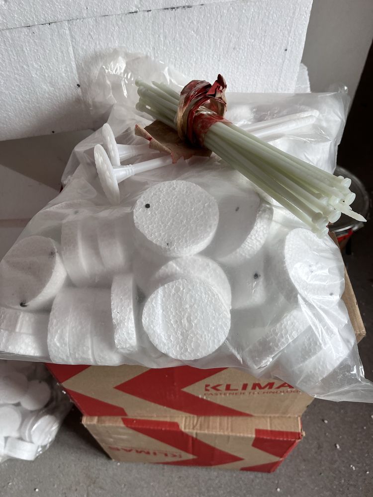 Kołki Dyble Do Styropianu Klimas Wkret Met 26 cm 10x260 Zaslepki