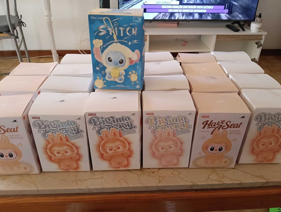 Lote de 24 labubus 75€