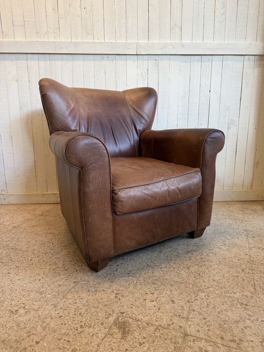 Poltrona em pele vintage
