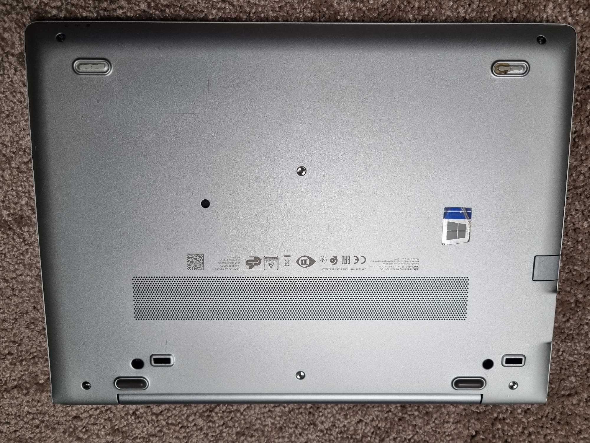 Laptop HP Elitebook 830 G5 13.3'' i5-8250u/8GB/256GB + stacja dokująca