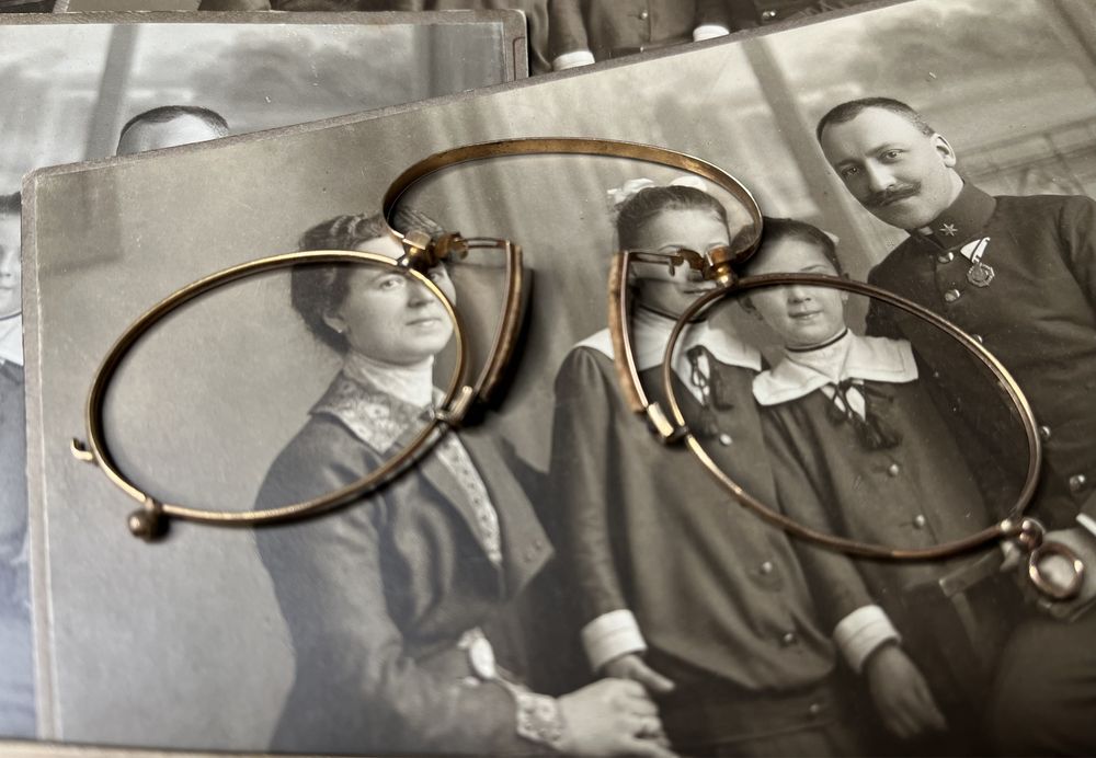 Antyczne  zabytkowe okulary