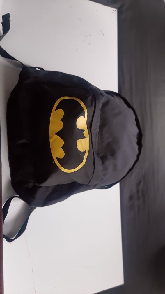 Mochila BATMAN ( nova com etiqueta )