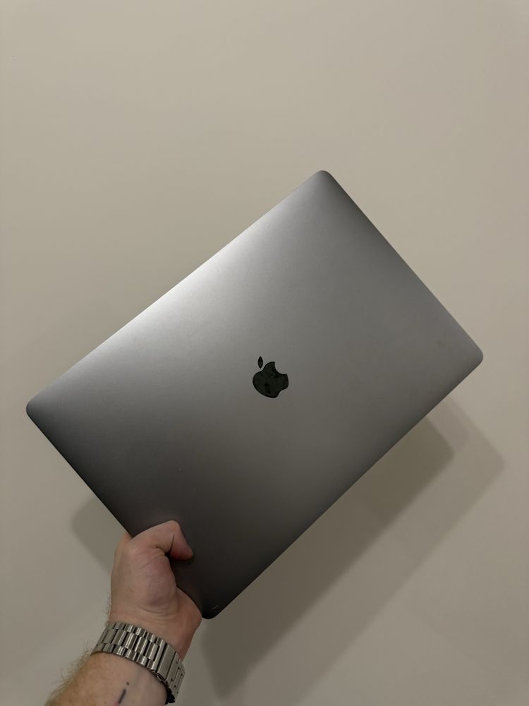 Apple Macbook Pro 16 2021