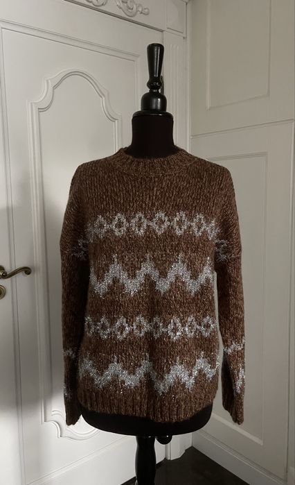 MAX MARA piękny sweter z srebrnym wzorem
