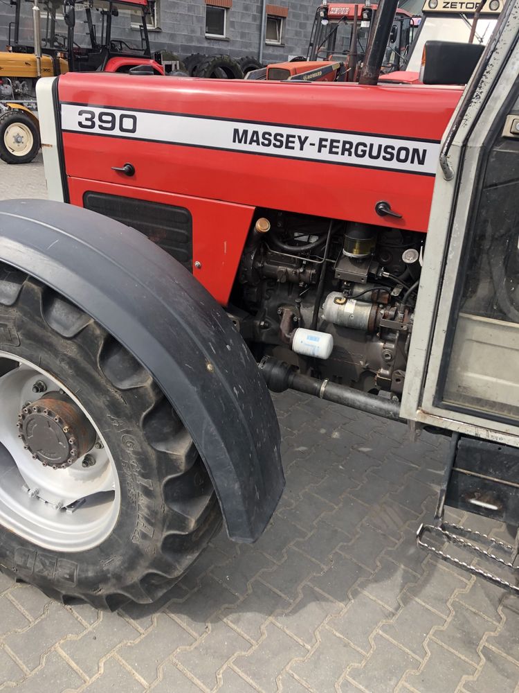 Massey Ferguson 390