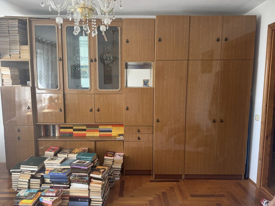 Стінка у вітальню самовивіз