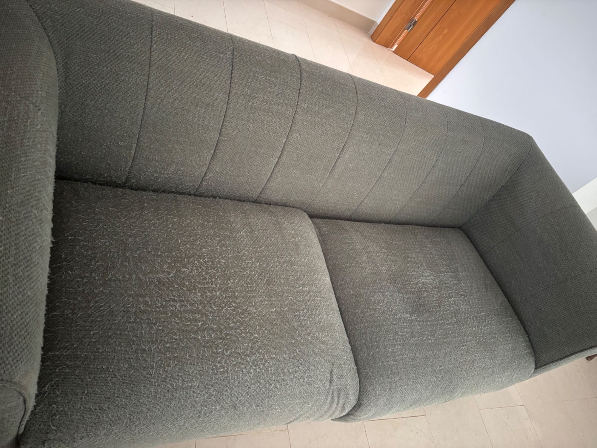 Sofa 2 lugares verde seco