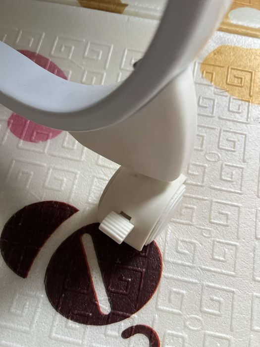 Ліжечко для немовлят приставне