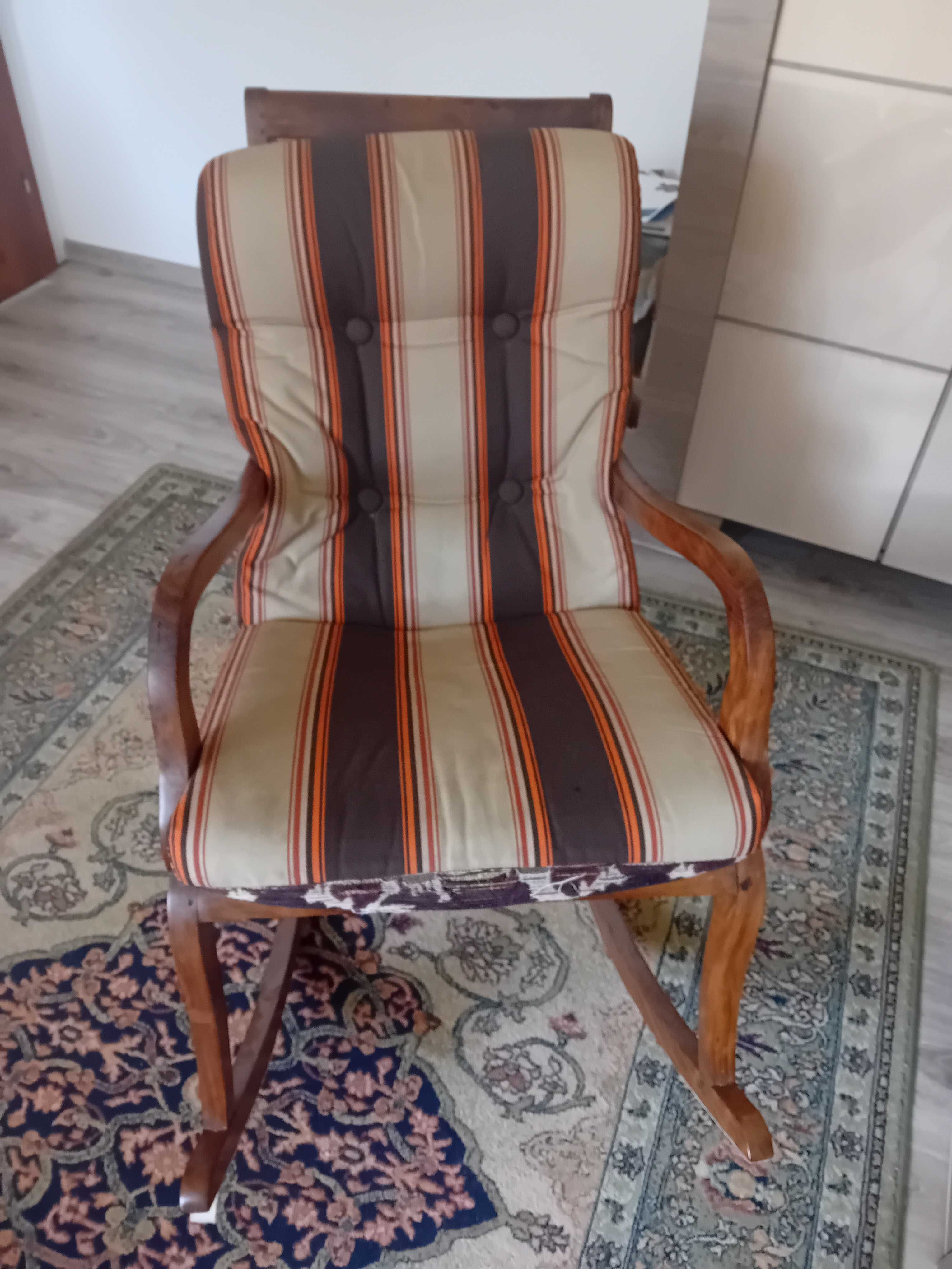 Sprzedam fotel bujany