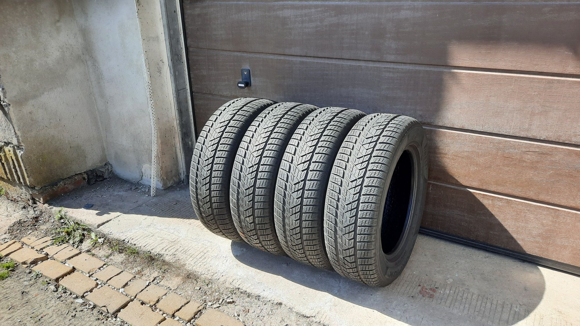Pirelli 215/65 R17 Scorpion Winter 7 mm