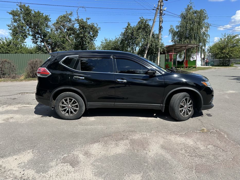 Авто Nissan  Rogue .Терміново.