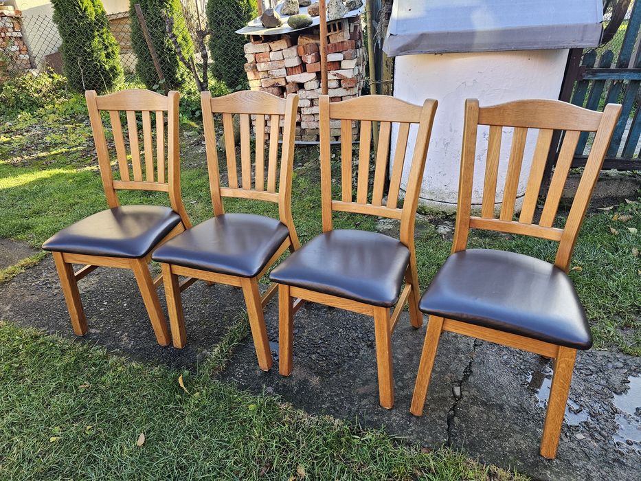 Крісло дерев'яне шкіряне