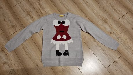 Sweterek świąteczny w rozmiarze 134-140