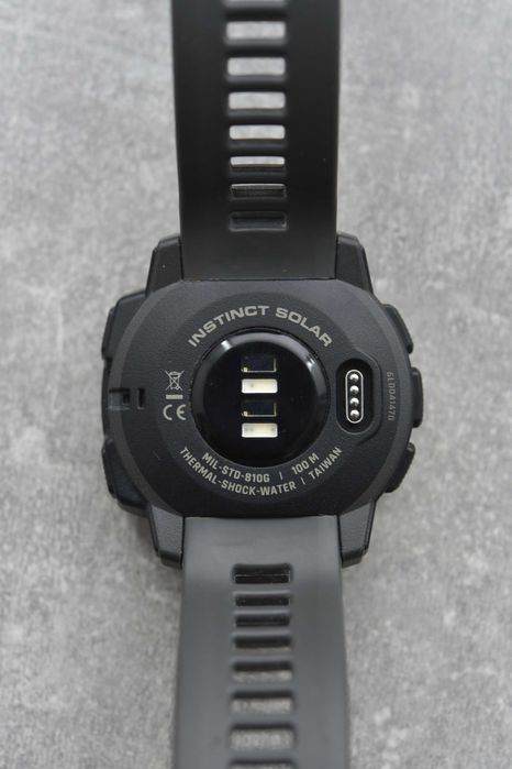 Instinct Solar Garmin Graphite ідеальний стан