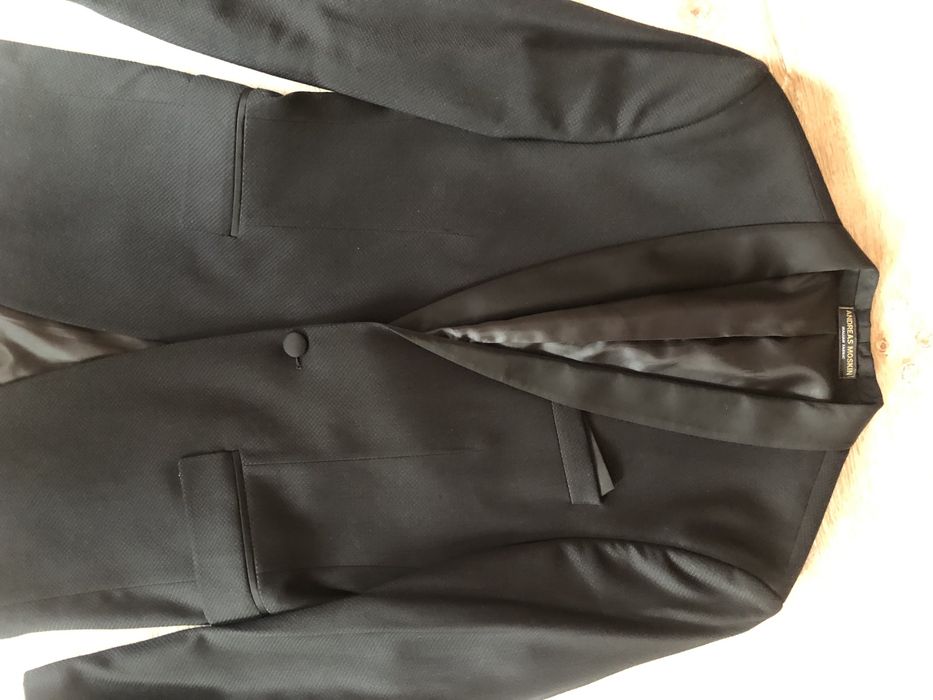 Чоловічий костюм Andreas Moskin