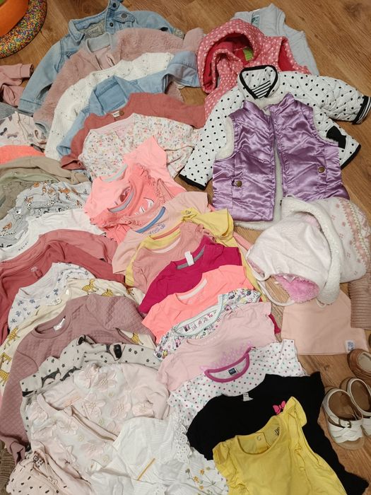 Zestaw ponad 100 szt paka ubrań dziewczynka 6-12 m