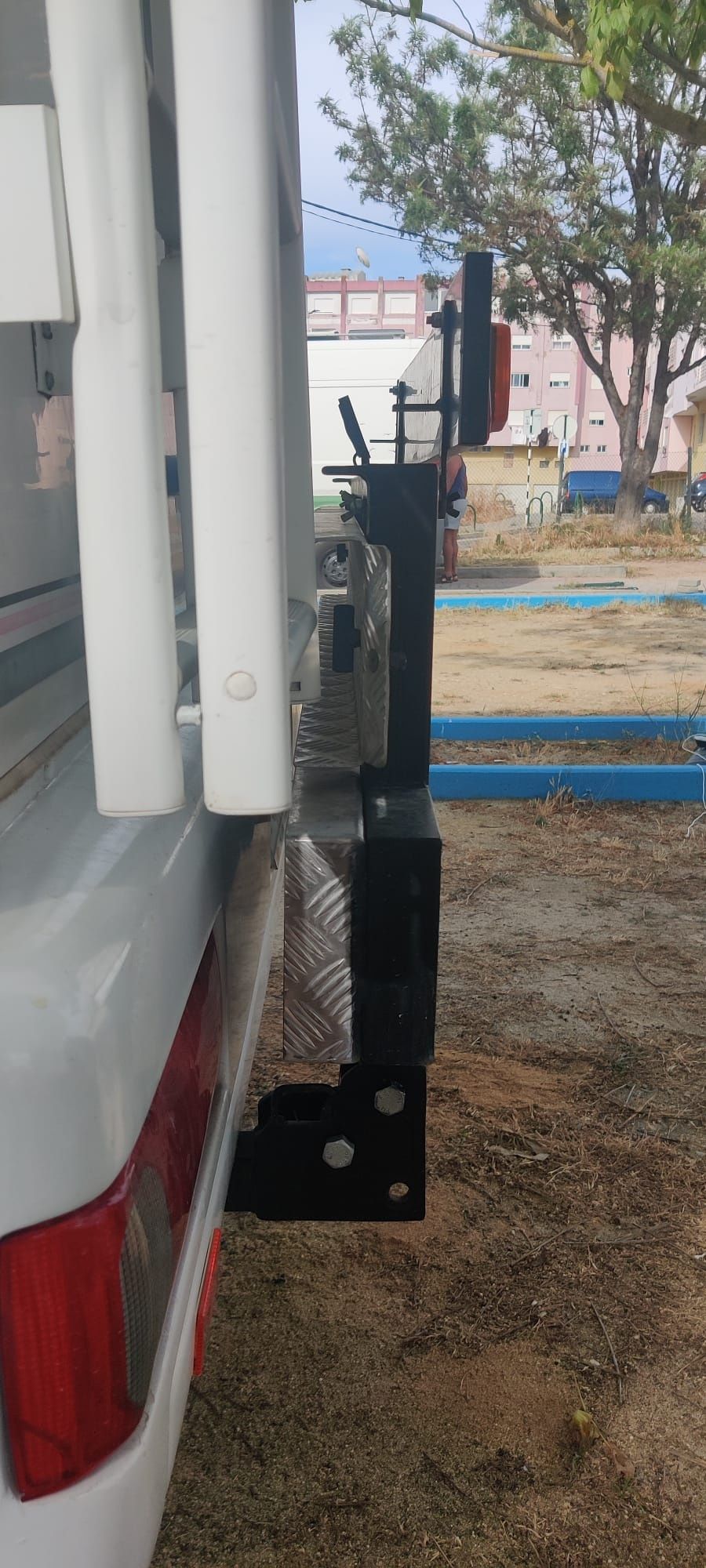 Suporte de mota para autocaravana