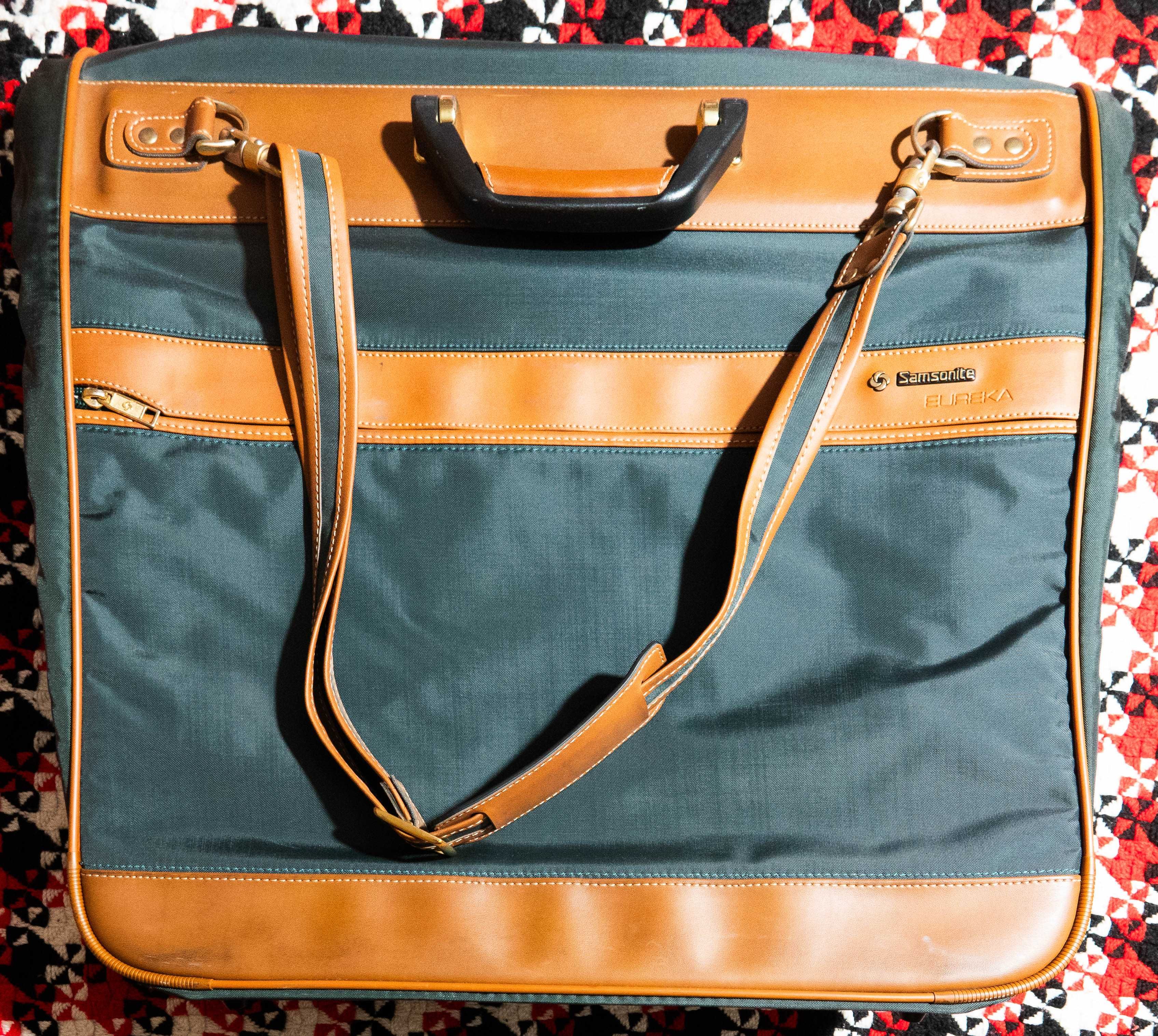 Porta fatos Samsonite verde