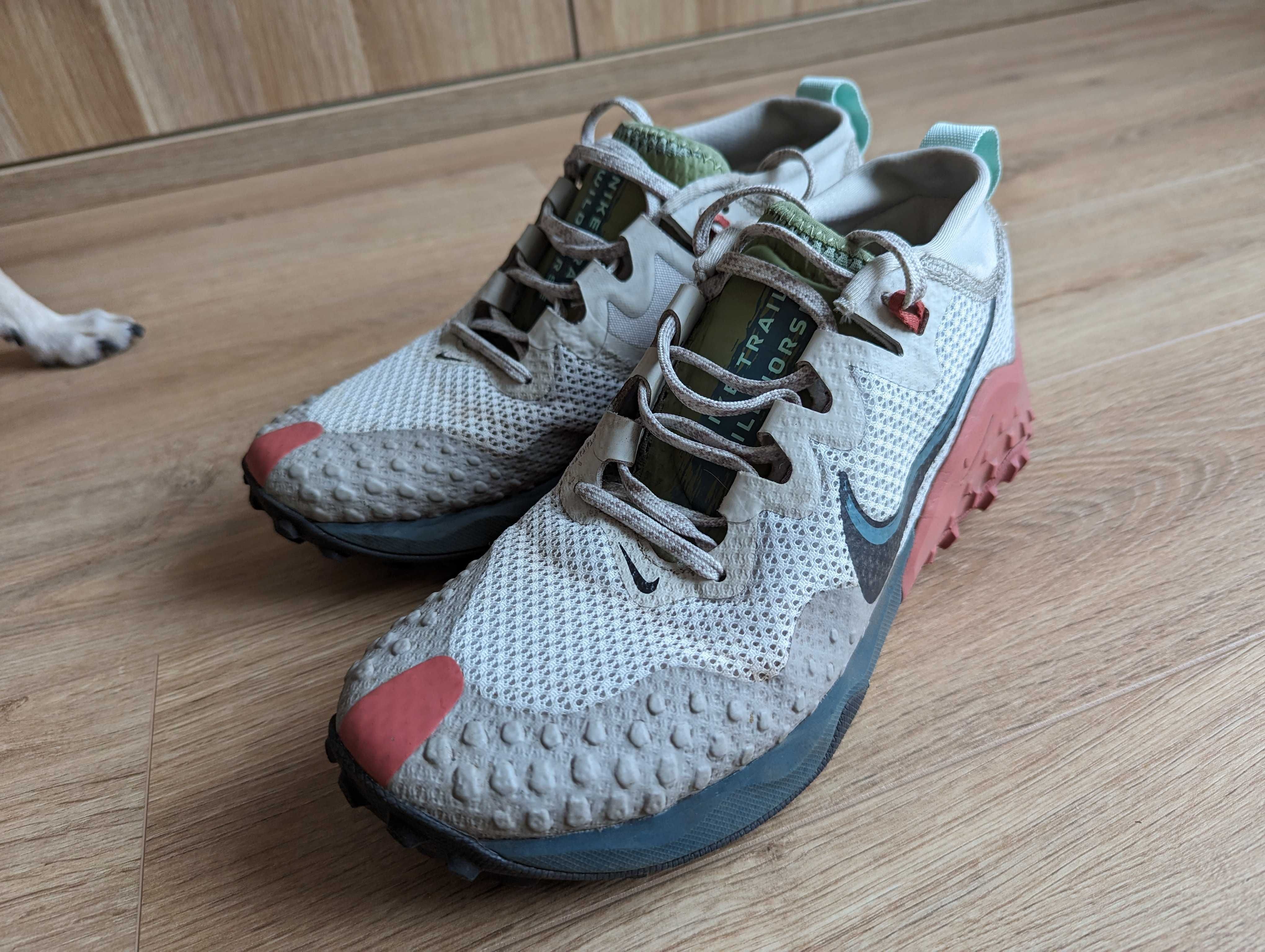 Damskie buty biegowe Nike Wildhorse 7 r. 40,5 (26 cm) przebieg 80 km