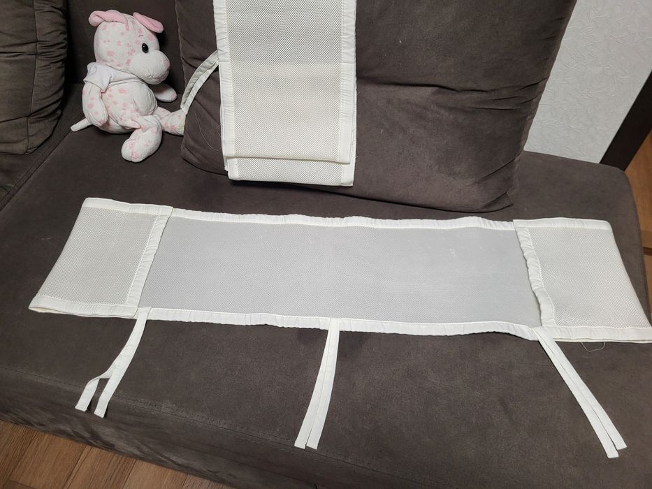 Безпечні бортики для дитячого ліжка