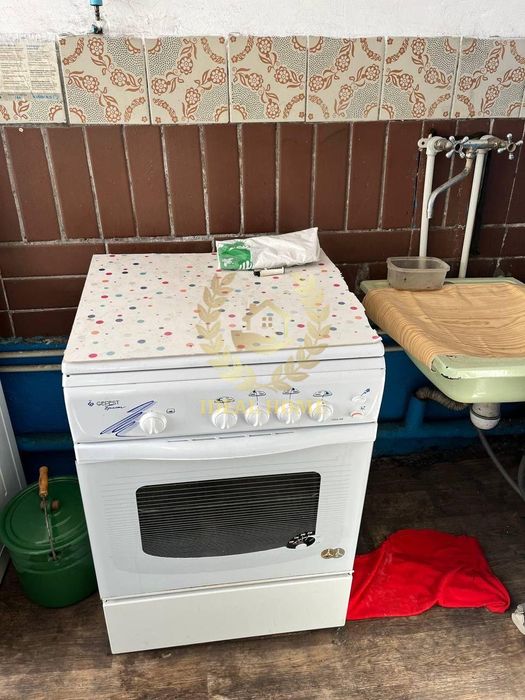 Продам 1 кімнату в кумінальні квартирі