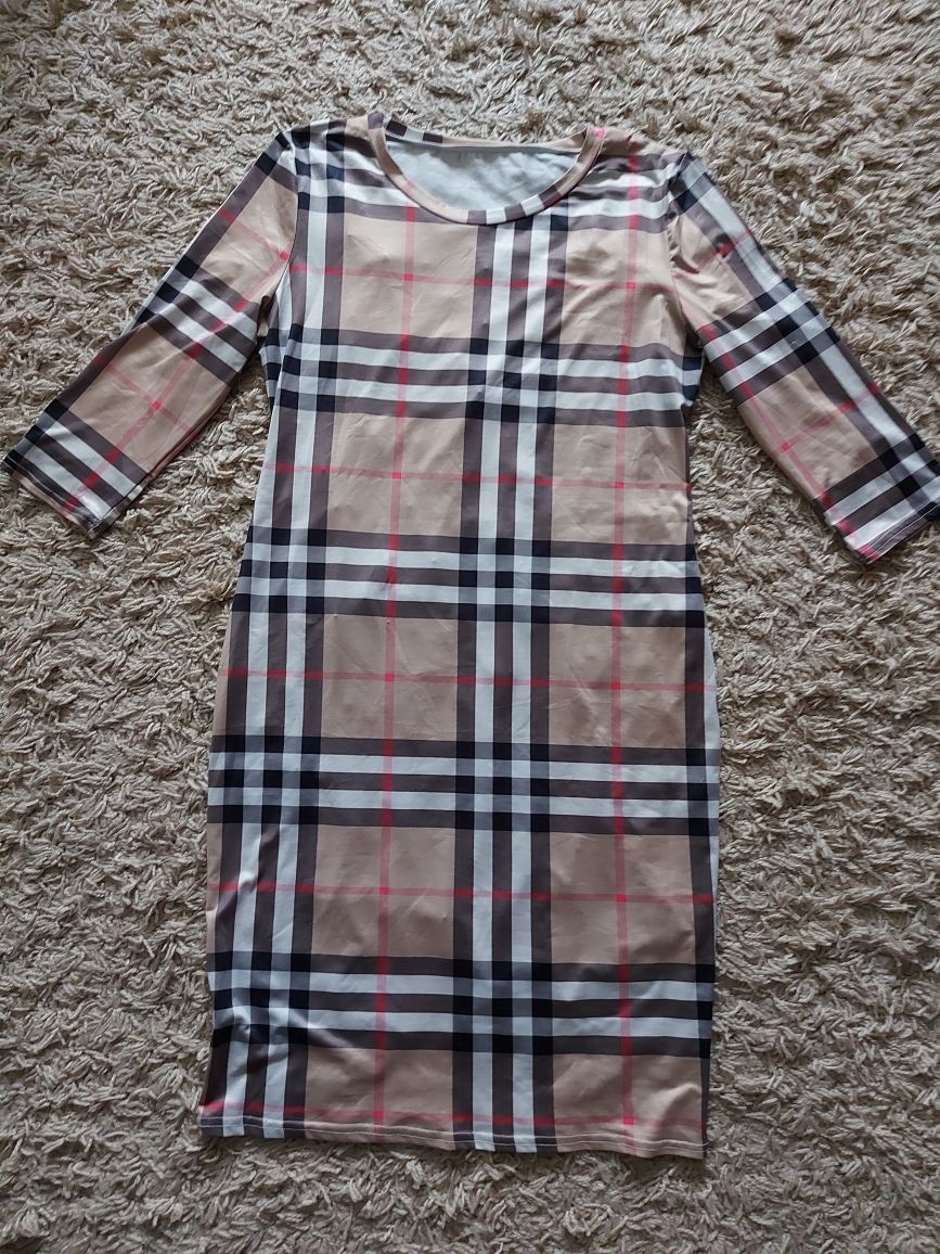 Сукня Burberry 48 розмір