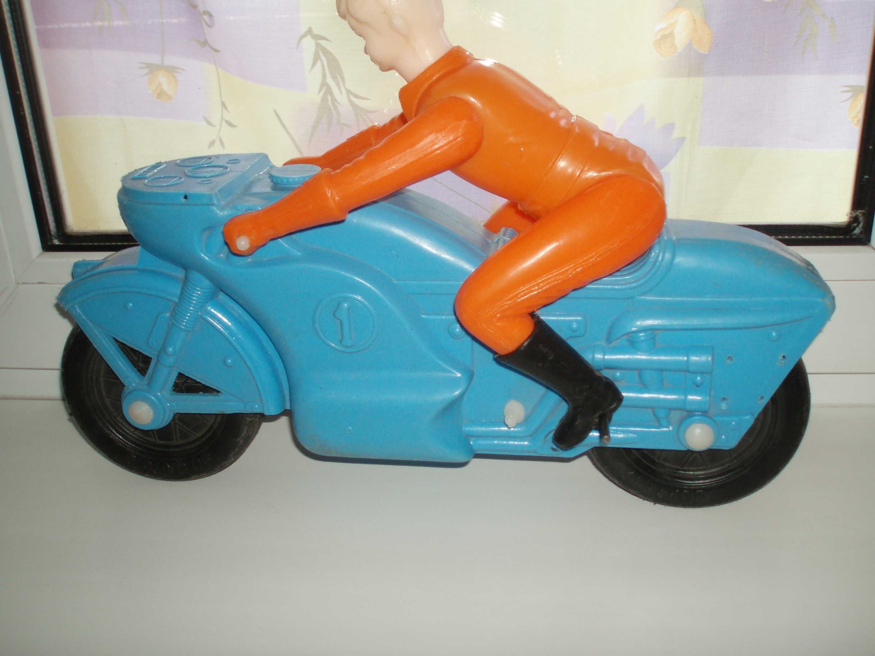 Винтаж игрушка мотоциклист каталка Харьков УССР 80-е гг цена клеймо
