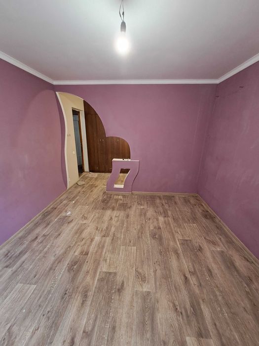 Продаж Дві окремі кімнати у гуртожитку на Ваш вибір по вул. Історична