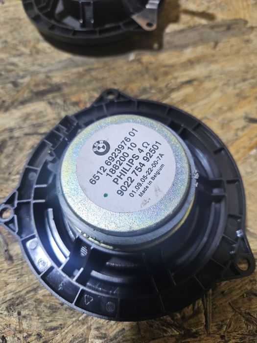 Glosniki Bmw E90 E91 E87 E81 E92 E93 E82 E88 E60 E61 x1 e84  subwoofer