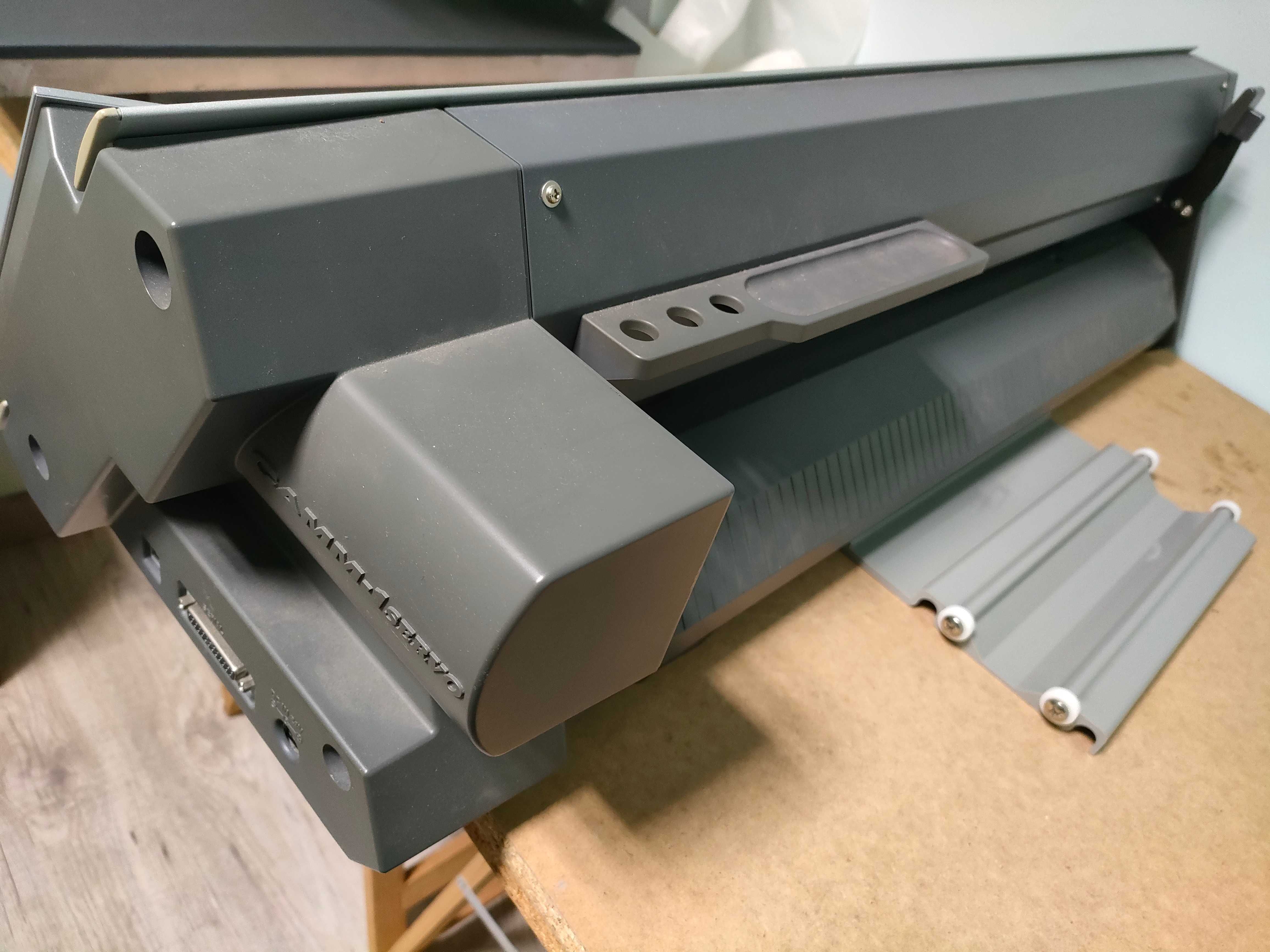 Plotter de corte CAMM-1 GX-24 24"