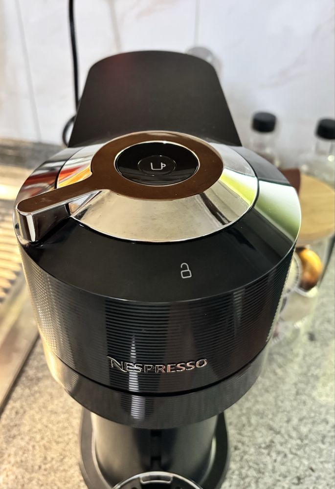 Nespresso Vertuo Next Premium