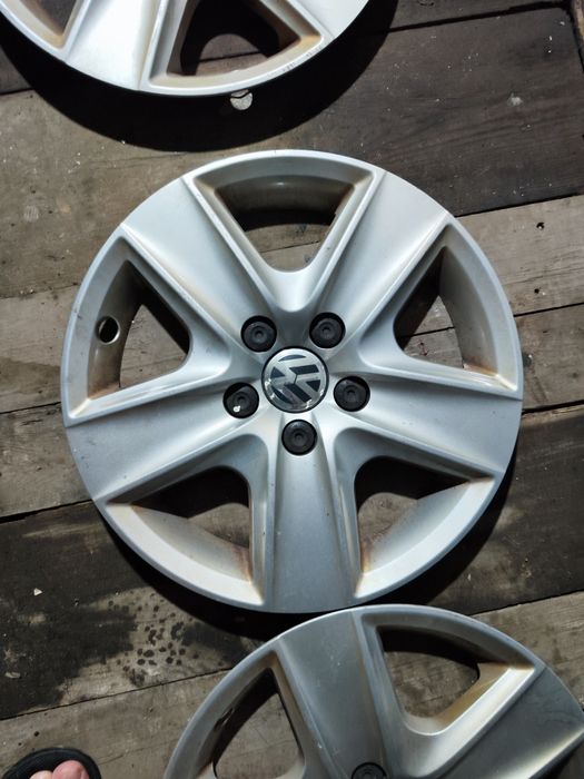 Ковпаки оригінал vw r15 з ковпачками під диски з лопастями