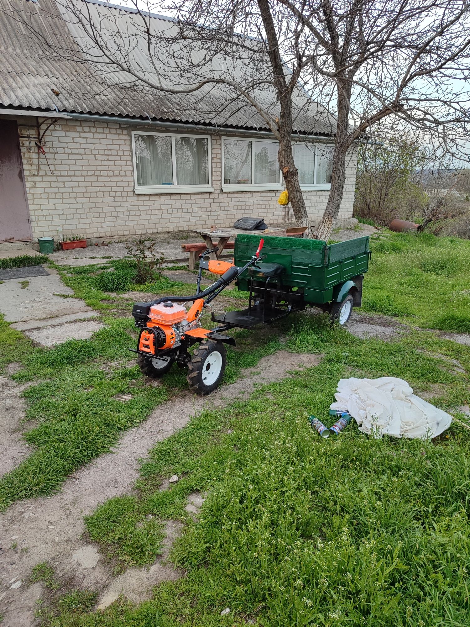 Мотоблок GTM новый комплектный с прицепом.