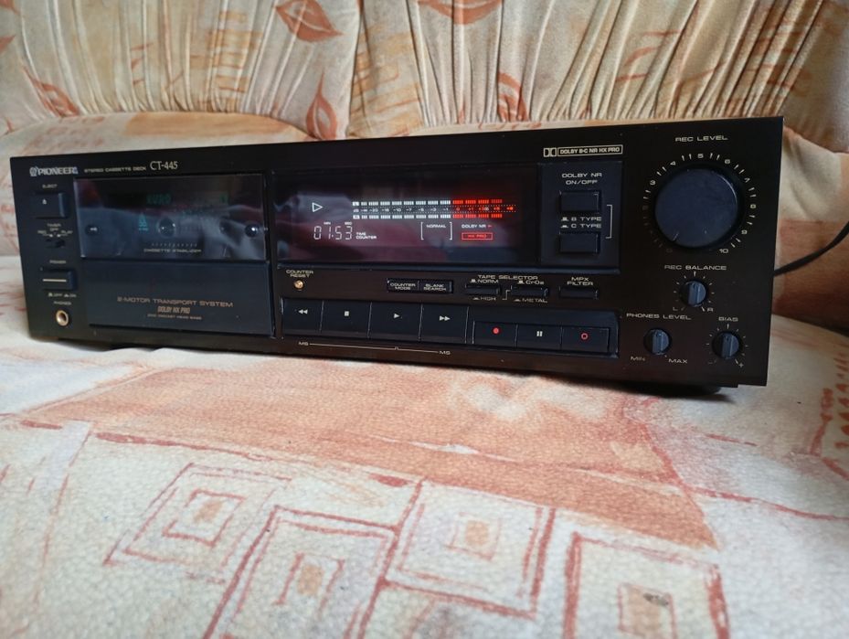 Кассетна дэка Pioneer CT-445